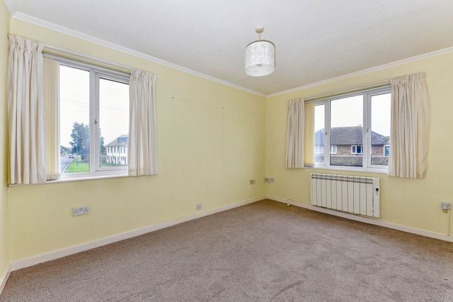 11, Green Court, Chichester photo 3