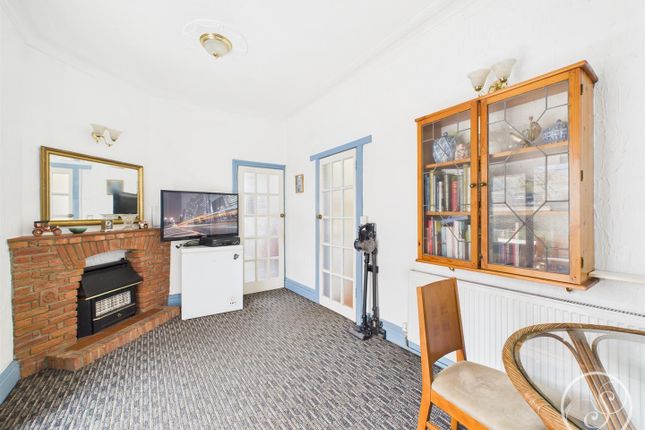 25, Nixon Avenue, Leeds photo 4