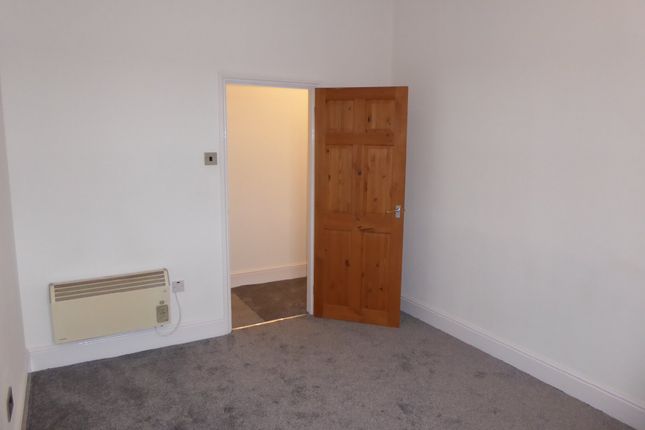 Flat to rent in Kings Road, Great Yarmouth