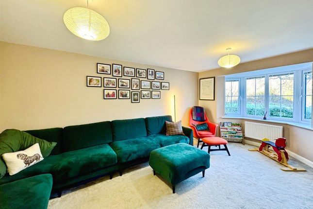 7, Dormouse Place, Chepstow photo 2