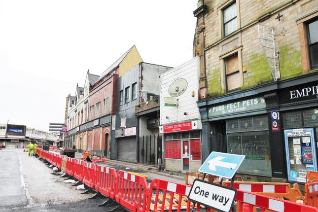 126, St James street, Burnley photo 2