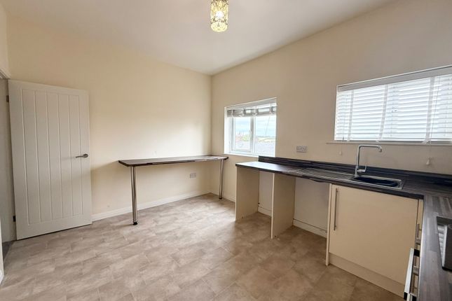 4B BARNSLEY ROAD, WOMBWELL photo 4