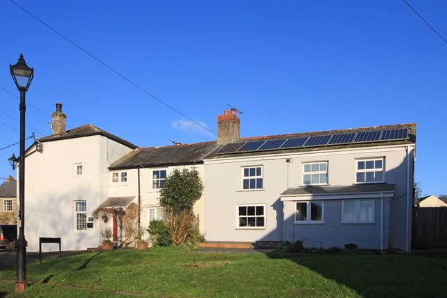 Cottage for sale in The Square, Tregony, Nr Truro