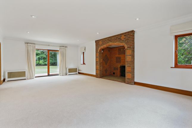 3, Fairfield Park, Cobham photo 4