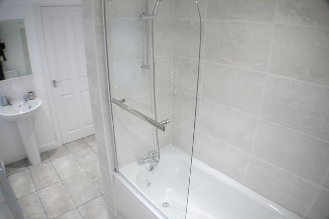 22 Strathcona Road, Liverpool photo 3