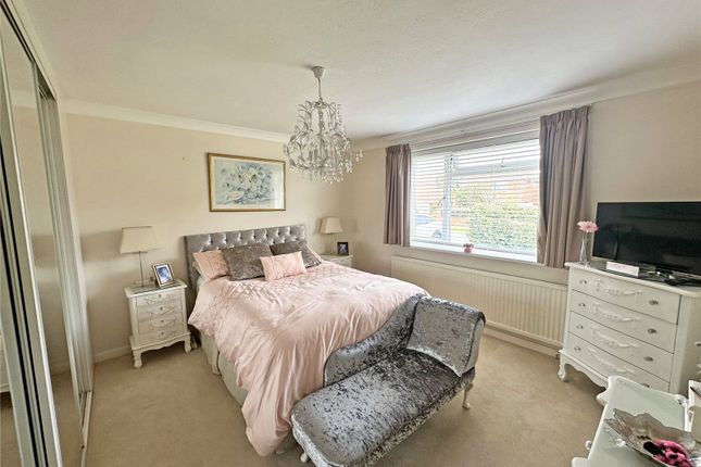 Flat for sale in Ariane Court, Woodlands Road, Barton On Sea, New Milton