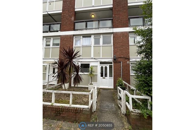 Thumbnail Maisonette to rent in Maskelyne Close, London