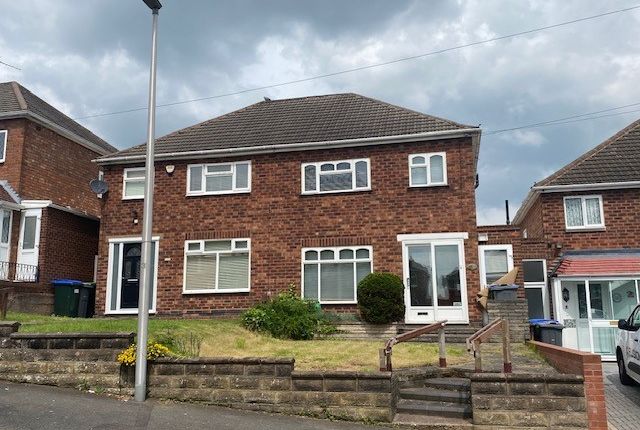 Semi-detached house to rent in Lechlade Road, Birmingham