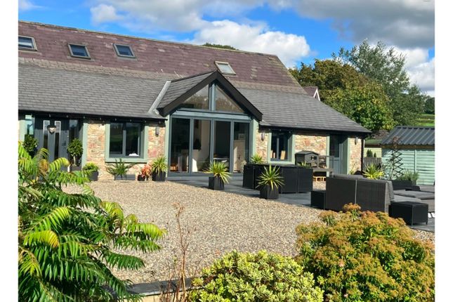 Thumbnail Barn conversion for sale in Trap, Llandeilo