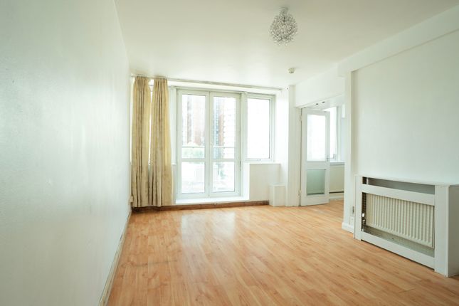 14, Wentworth Court, Garratt Lane, London photo 2
