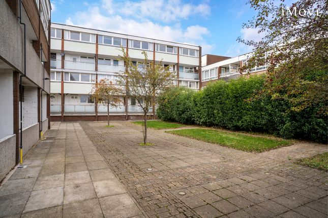 258, Sylvan Road, London photo 2