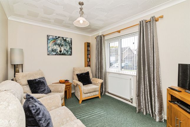 50, Northgate, LOWESTOFT photo 2