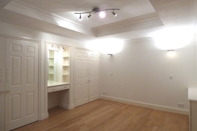 21A, Stockwell Green, London photo 4