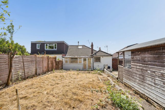 107 Penrose Avenue, Watford photo 4