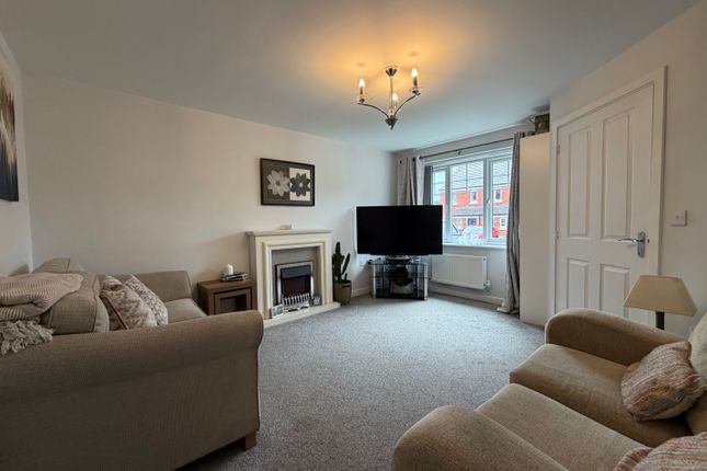 3, Harston Grove, Stone photo 3