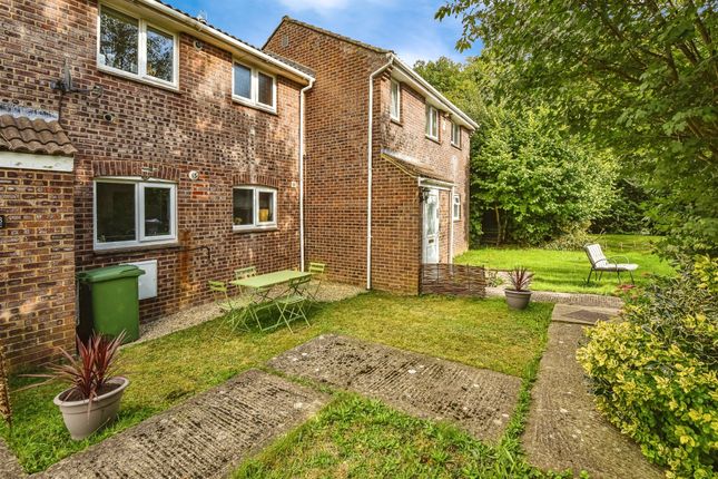 Thumbnail Flat for sale in Alderton Way, Trowbridge