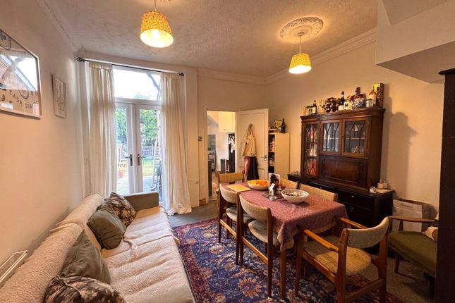 5, Eva Road, Stockport photo 3