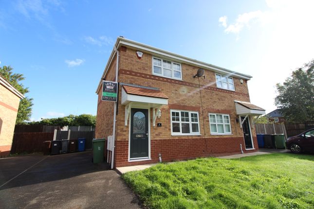 4 Whistlecroft Court, Wigan photo 2