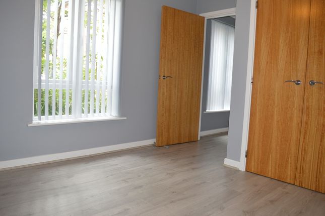 Seager Way, Poole photo 5