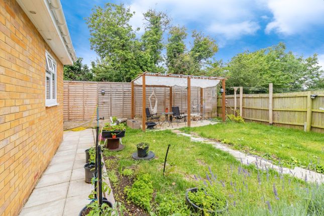 20a, Queens Crescent, Clapham, Bedford photo 4