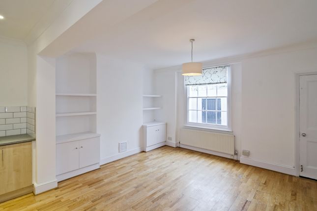 Terraced house to rent in St. Paul Street, London