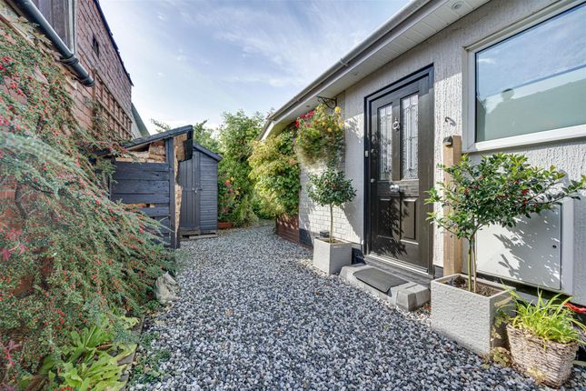 35 Giantswood Lane, Congleton photo 2