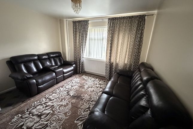 104, Chichester Road, Manchester photo 2