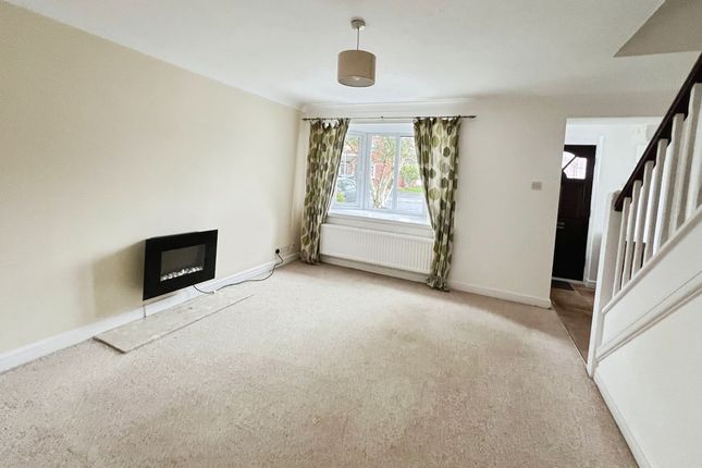 Troon Close, Bolton photo 2