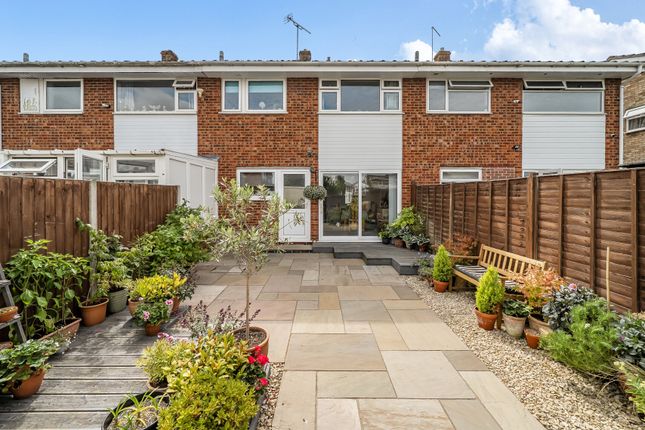 20, Underhill Road, Wotton-under-Edge photo 2