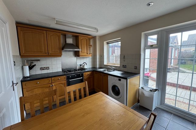 7, Rookery Close, Sheffield photo 4