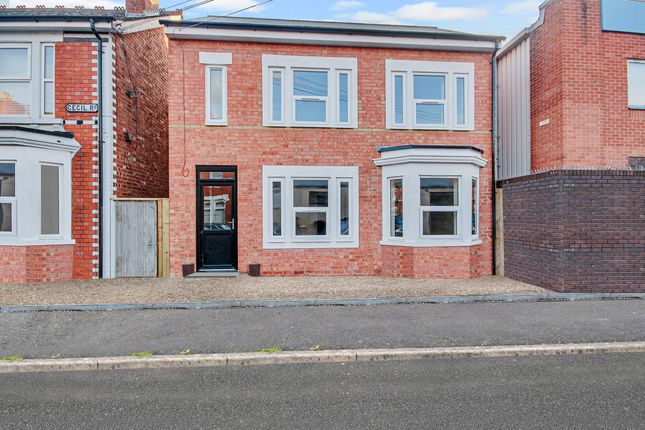 Thumbnail Flat for sale in Cecil Road, Linden, Gloucester