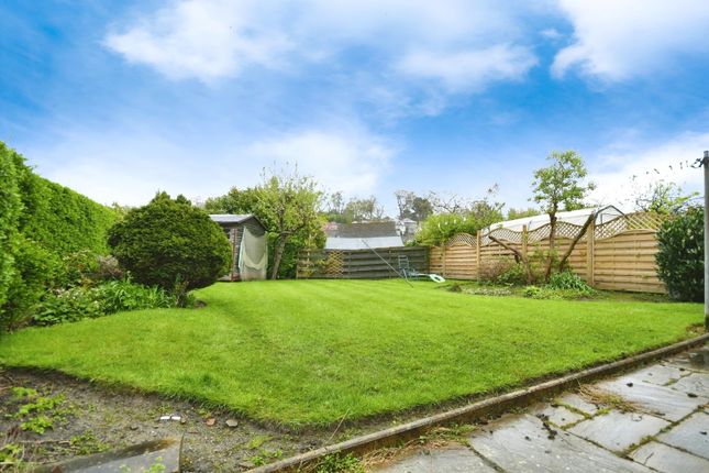 Property for sale in The Lawns, Sheffield