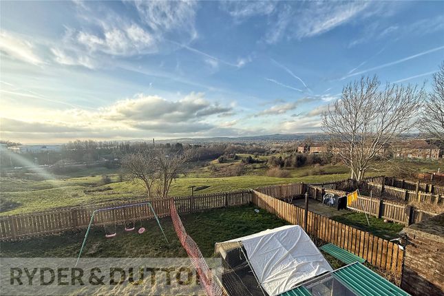 2-bed flat on 44, Hill Top Drive, Rochdale, £130,000