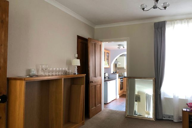 7 Castle Terrace, Cranbrook Road, Cranbrook photo 3