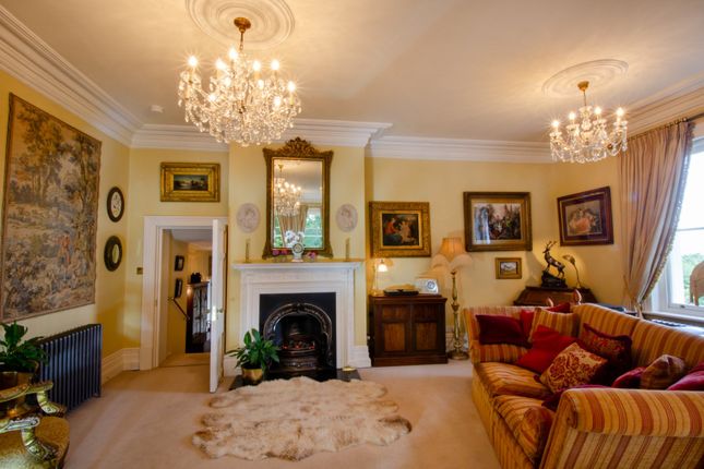 Flat 5, Coleshill House,, Tower Road, Amersham photo 2
