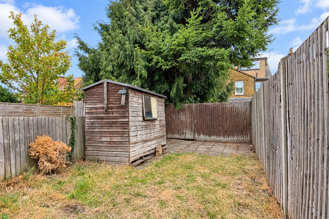22, Holly Road, Enfield photo 4