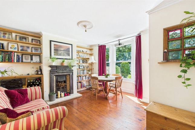 3 Summerdyne,, Anthonys, Surrey photo 2