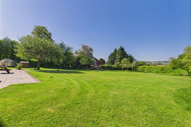 1 Little Lane, Princes Risborough photo 3