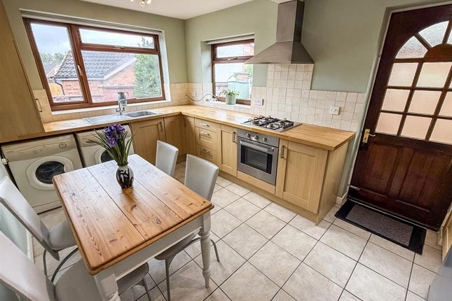 14, Bridgeman Road, Oswestry photo 2