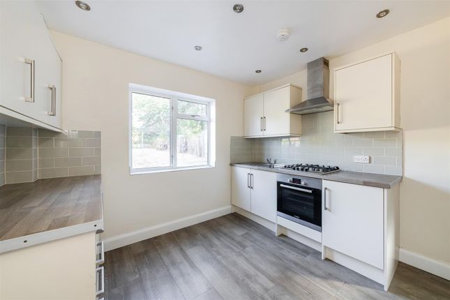 6, Minchery Farm Cottages, Oxon photo 4