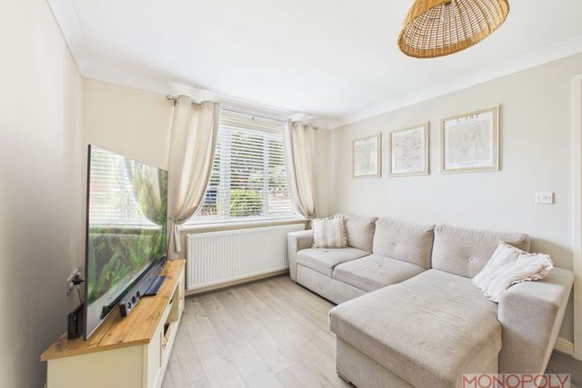 9 Top Farm Road, Wrexham photo 4