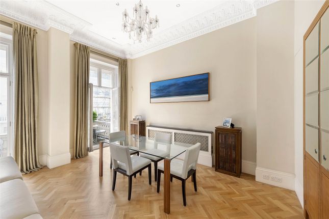 Flat 2, 51, Eaton Place, London photo 2