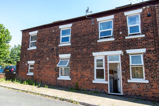 16 Bedroom House in PR1 8ST