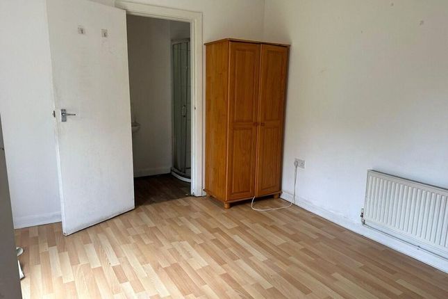 Flat 3, 285, Harborne Lane, Birmingham photo 4