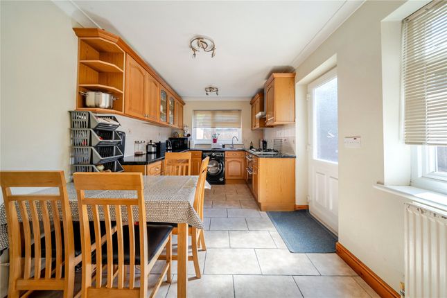 22, Beaufort Road, Woking photo 3