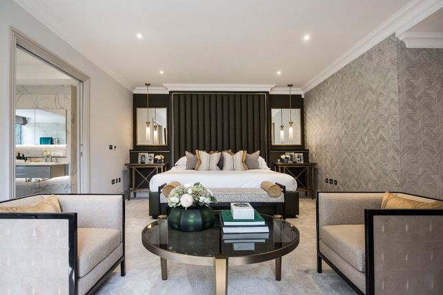 Thumbnail Flat for sale in Birchcroft, Brockenhurst Road, Ascot, Berkshire