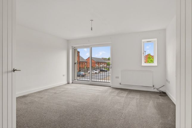 26, Fellows Drive, Burton-On-Trent photo 3