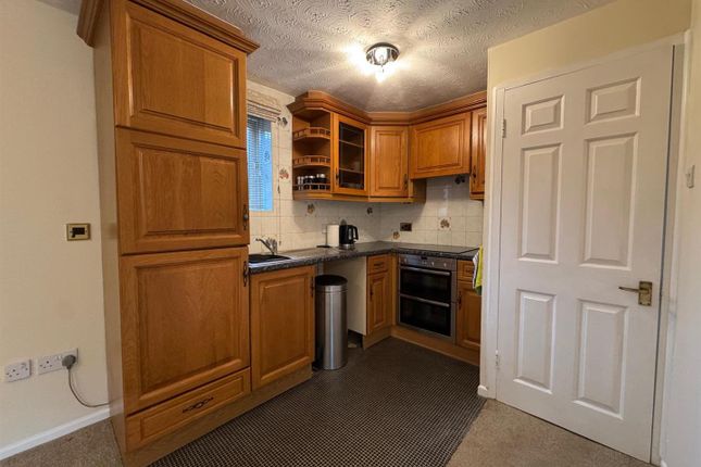 3 Blacksmiths Court, Little Hereford Street, Bromyard photo 2