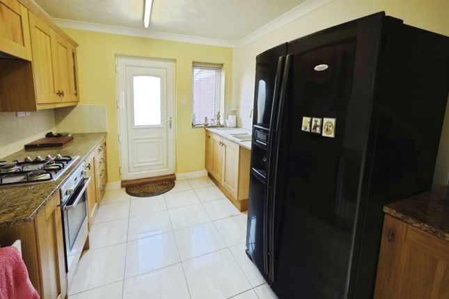 8, Maple Avenue, Shildon photo 4