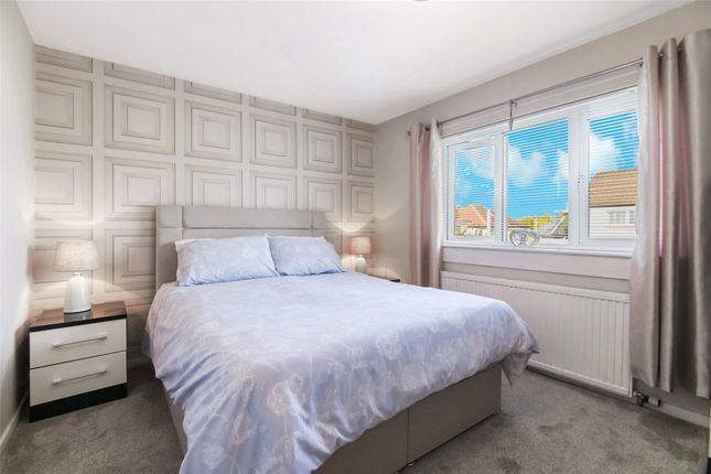 75, Upper Bourtree Drive, Glasgow photo 4